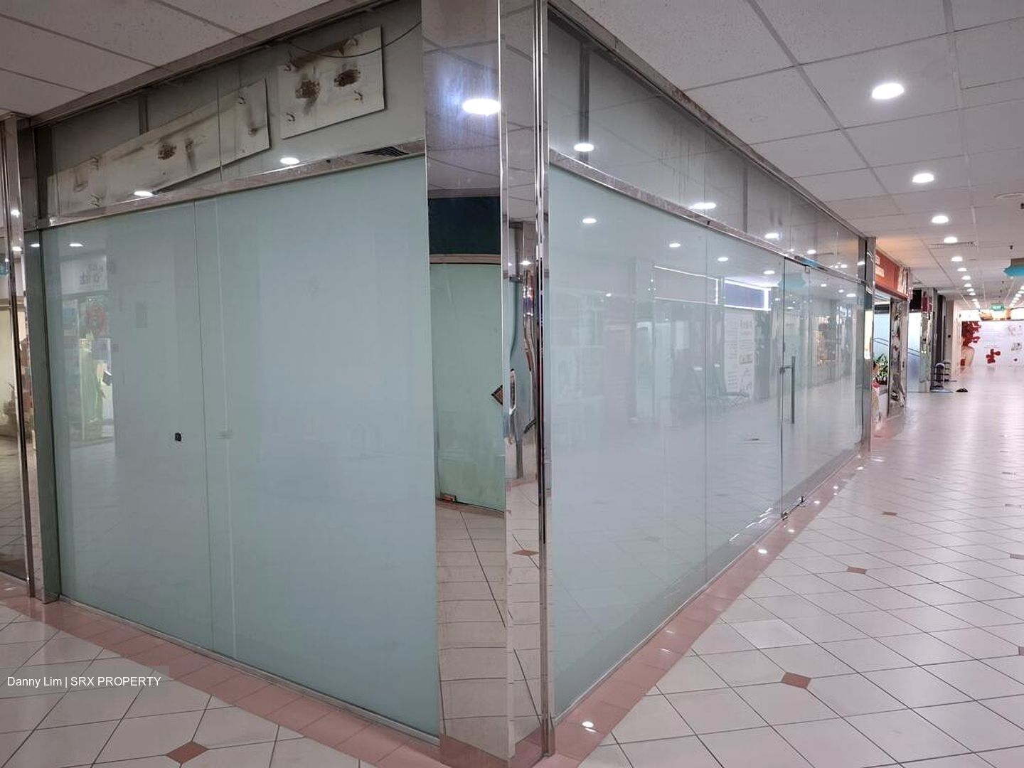 Siglap V (D15), Retail #567625141